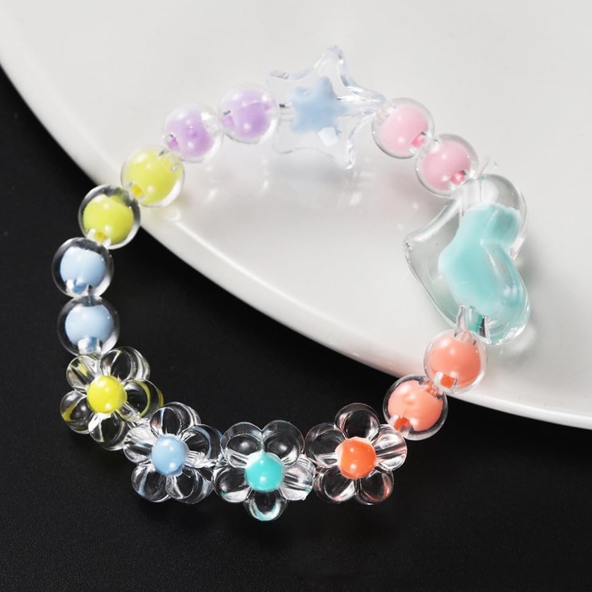 174個/箱 ハート型アクリルビーズ 花型 ラウンドスペーサ - Jewelry Making For Birthday Party のレビューと価格