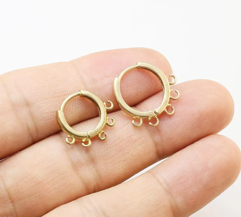 10個の真鍮イヤーフープ、ループ付きレバーバックイヤリング、 - Jewelry Making Loops のレビューと価格