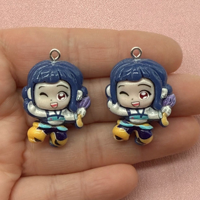 10個入り樹脂製漫画ペンダント、DIYジュエリー製作イヤリン - Jewelry Making Earrings のレビューと価格